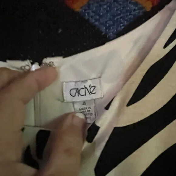 Cache - Picture 2 of 2